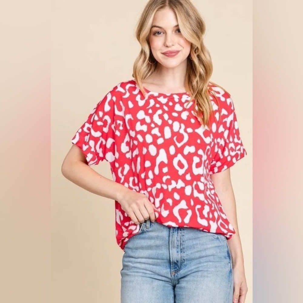 BOMBOM Animal Print Stretchy T-Shirt